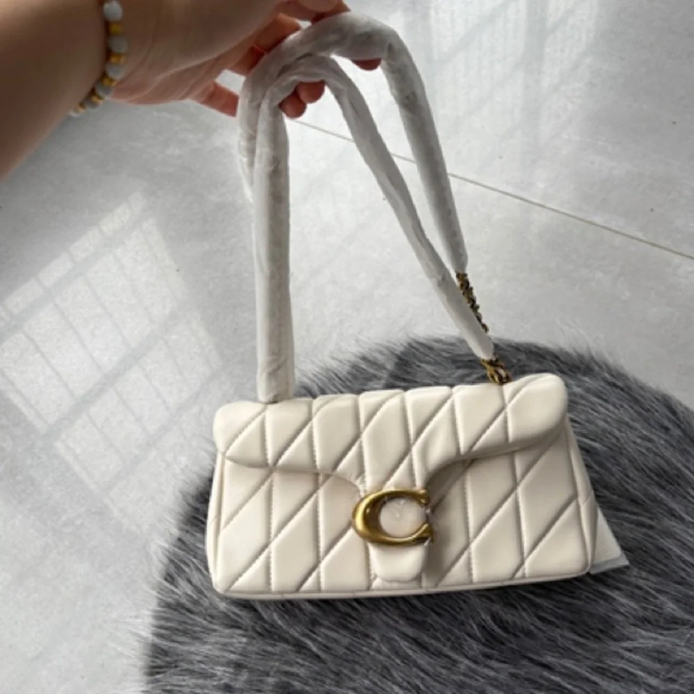 Coach white leather chain bag - Picture 6 of 12